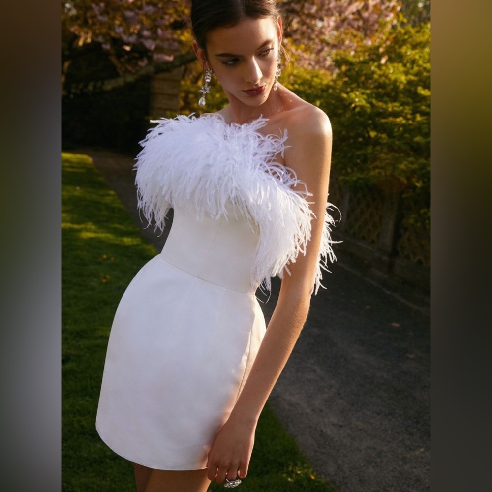 Oscar de la Renta Bridal Spring 2024 Feather Mini Dress